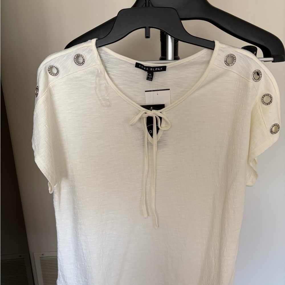 Women's bundle mustard and white Tshirts new with tag xl - Picture 2 of 9